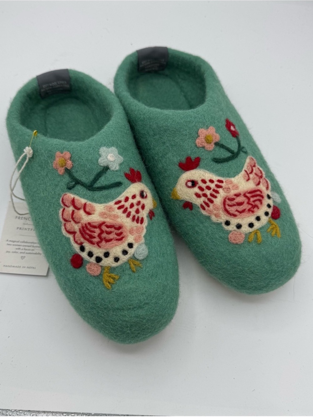 NWT Printfresh Wool Felt Hen Slippers